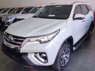 Toyota Hilux SW4