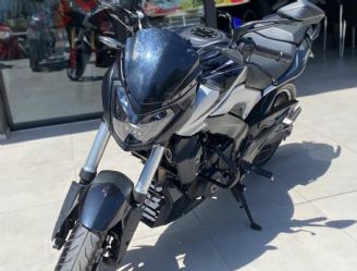 Bajaj Dominar