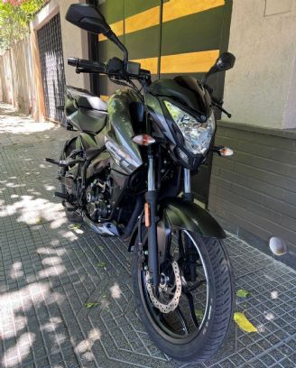 Bajaj Rouser Usada en Mendoza