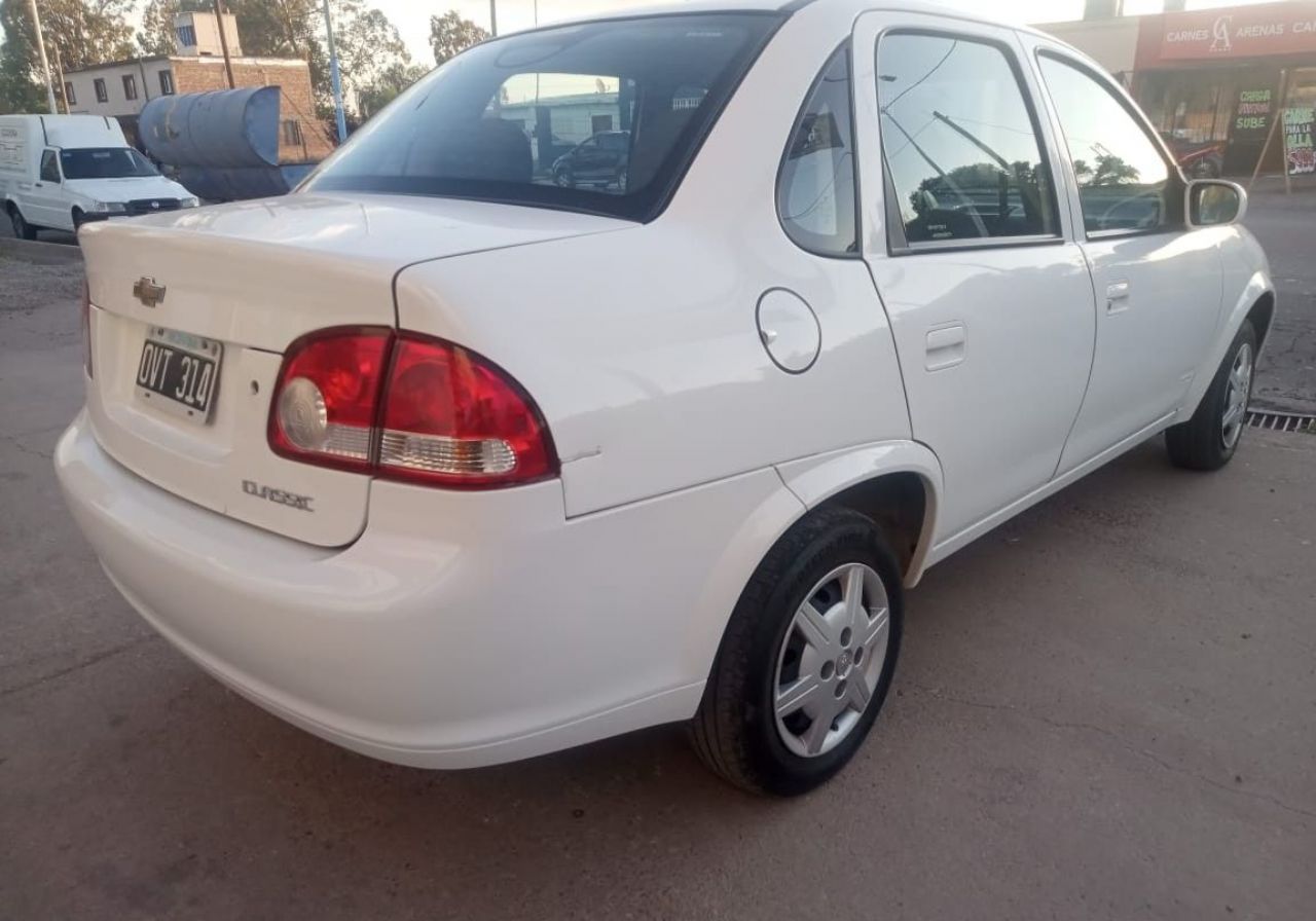 Chevrolet Classic Usado en Mendoza, deRuedas