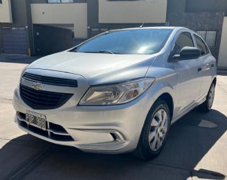 Chevrolet Onix Usado en Mendoza Financiado