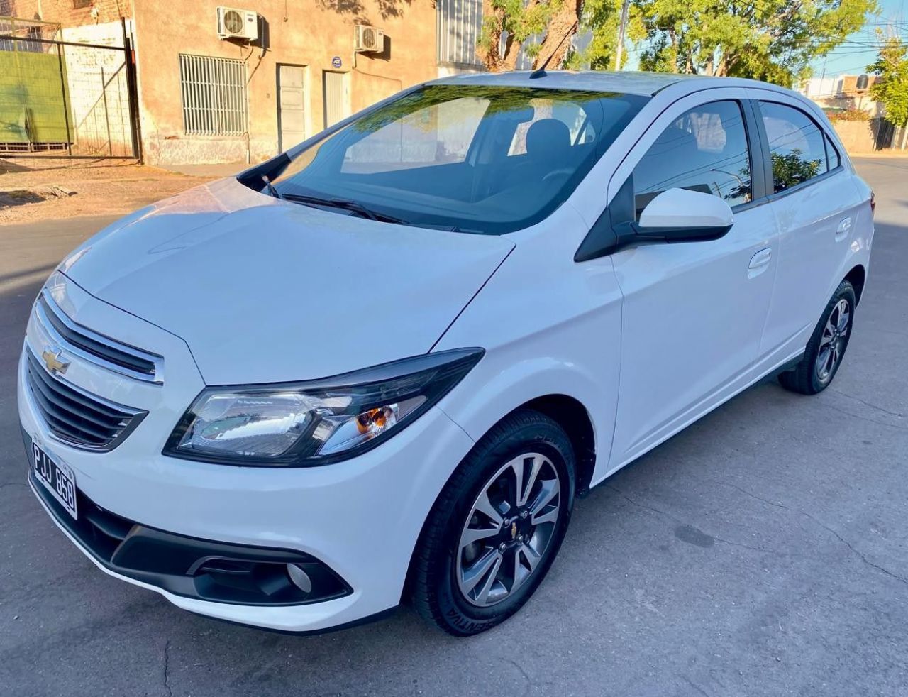 Chevrolet Onix Usado en Mendoza, deRuedas