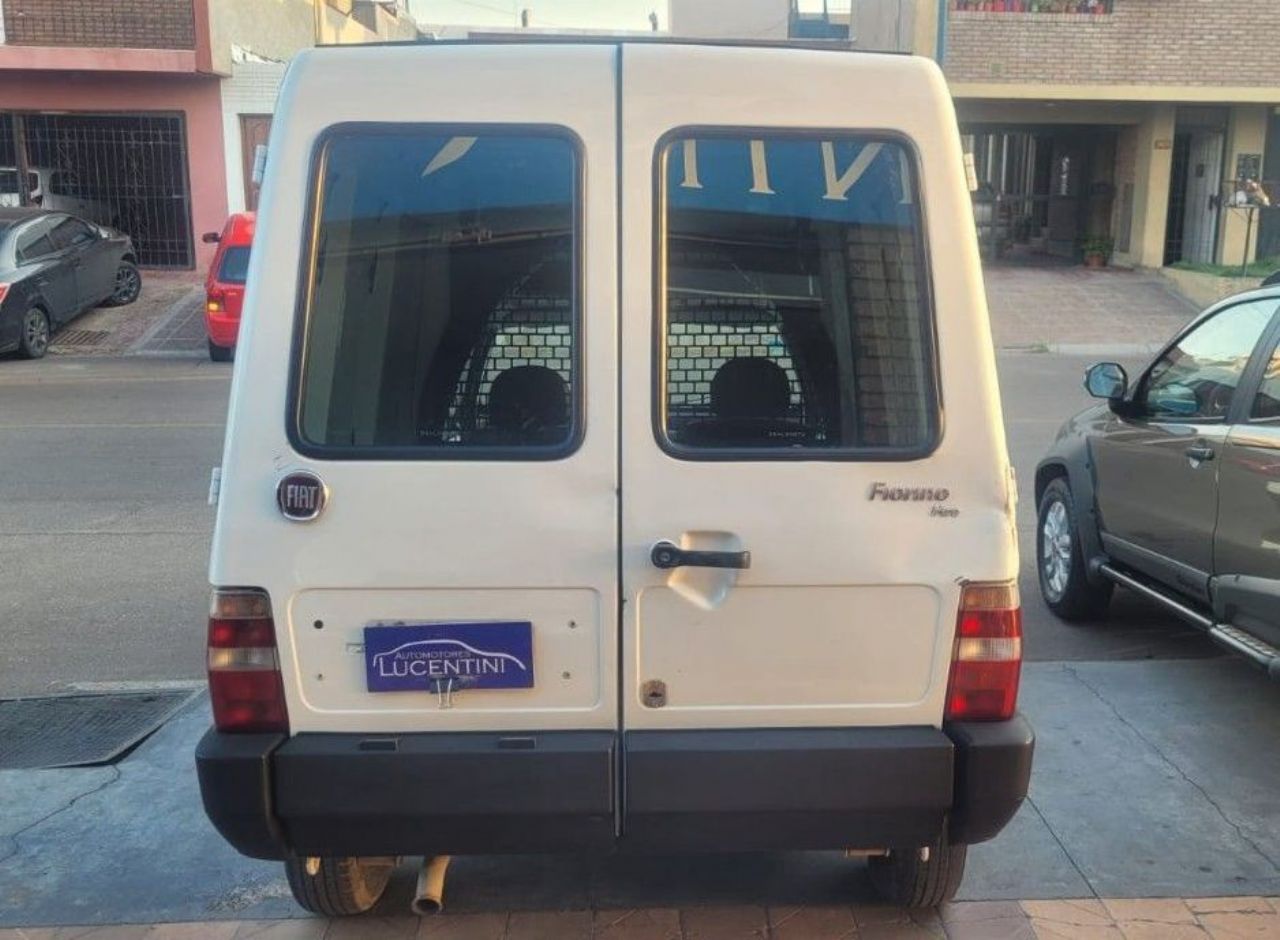 Fiat Fiorino Usada Financiado en Mendoza, deRuedas