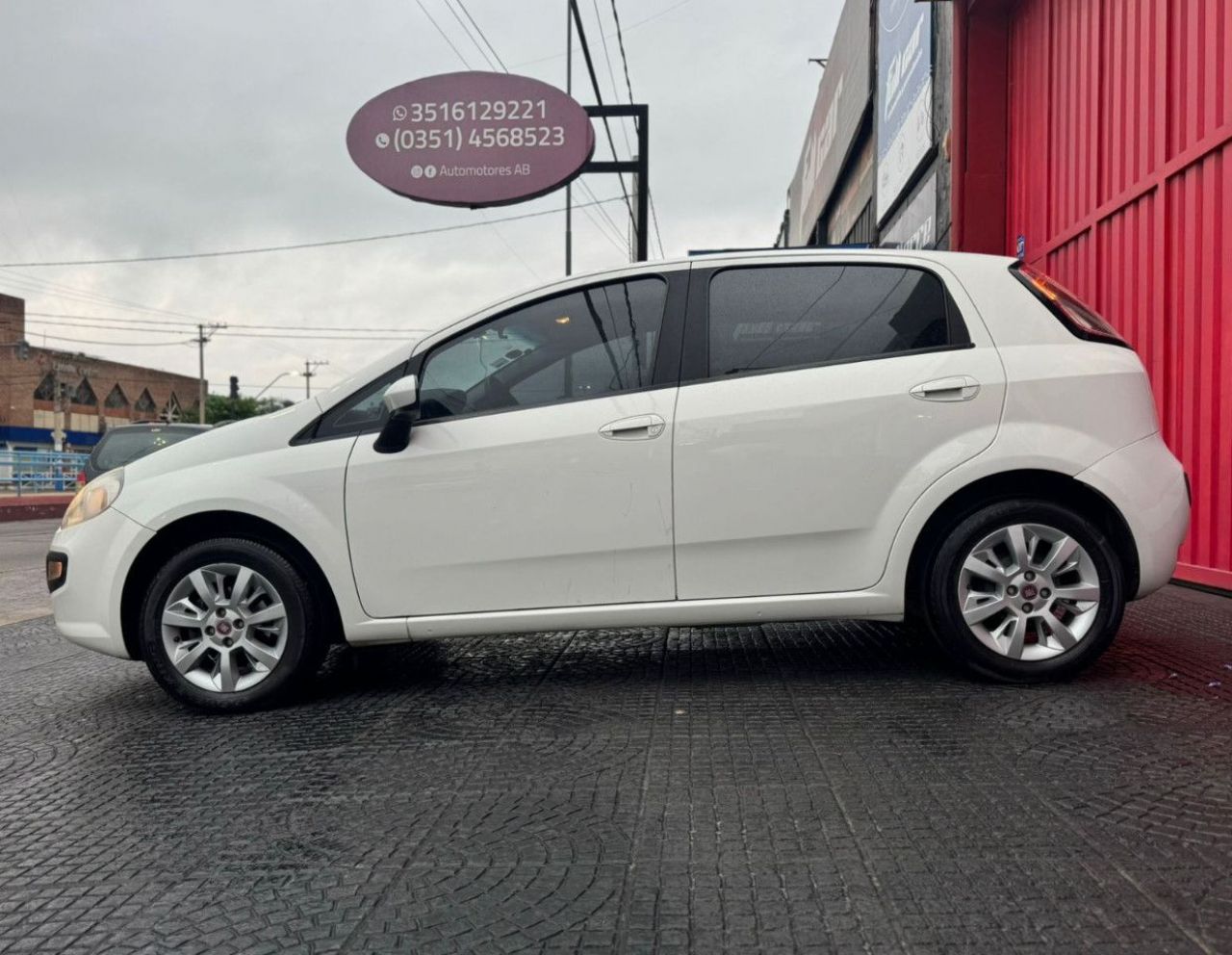 Fiat Punto Usado Financiado en Córdoba, deRuedas