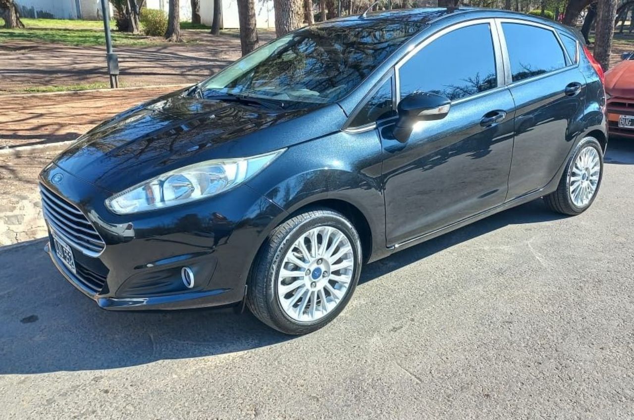 Ford Fiesta KD Usado en Mendoza, deRuedas