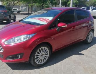 Ford Fiesta KD Usado en Córdoba Financiado