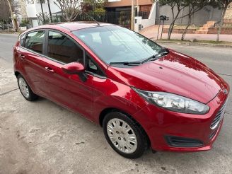 Ford Fiesta KD Usado en Córdoba Financiado