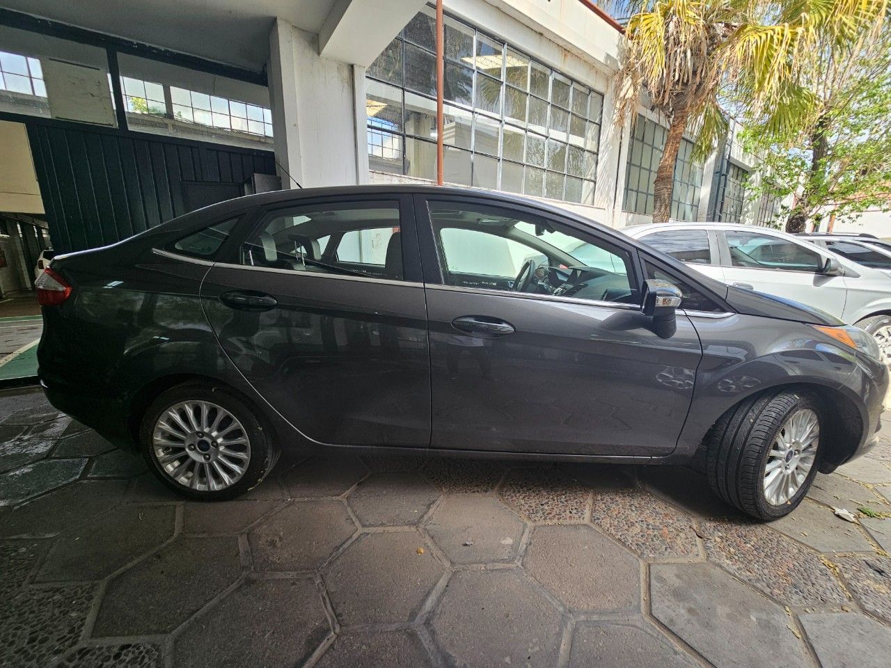 Ford Fiesta KD Usado en Mendoza, deRuedas