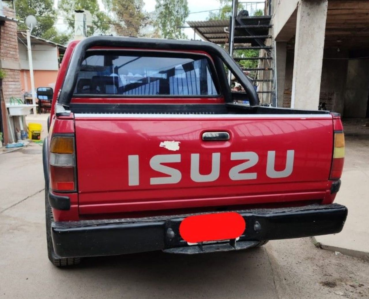 Isuzu Pick-Up Usada en Mendoza, deRuedas