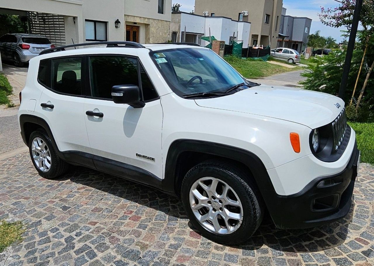 Jeep Renegade Usado en Buenos Aires, deRuedas