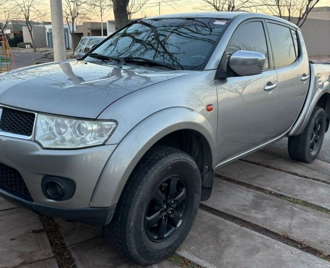 Mitsubishi L200 Usada en Mendoza, deRuedas