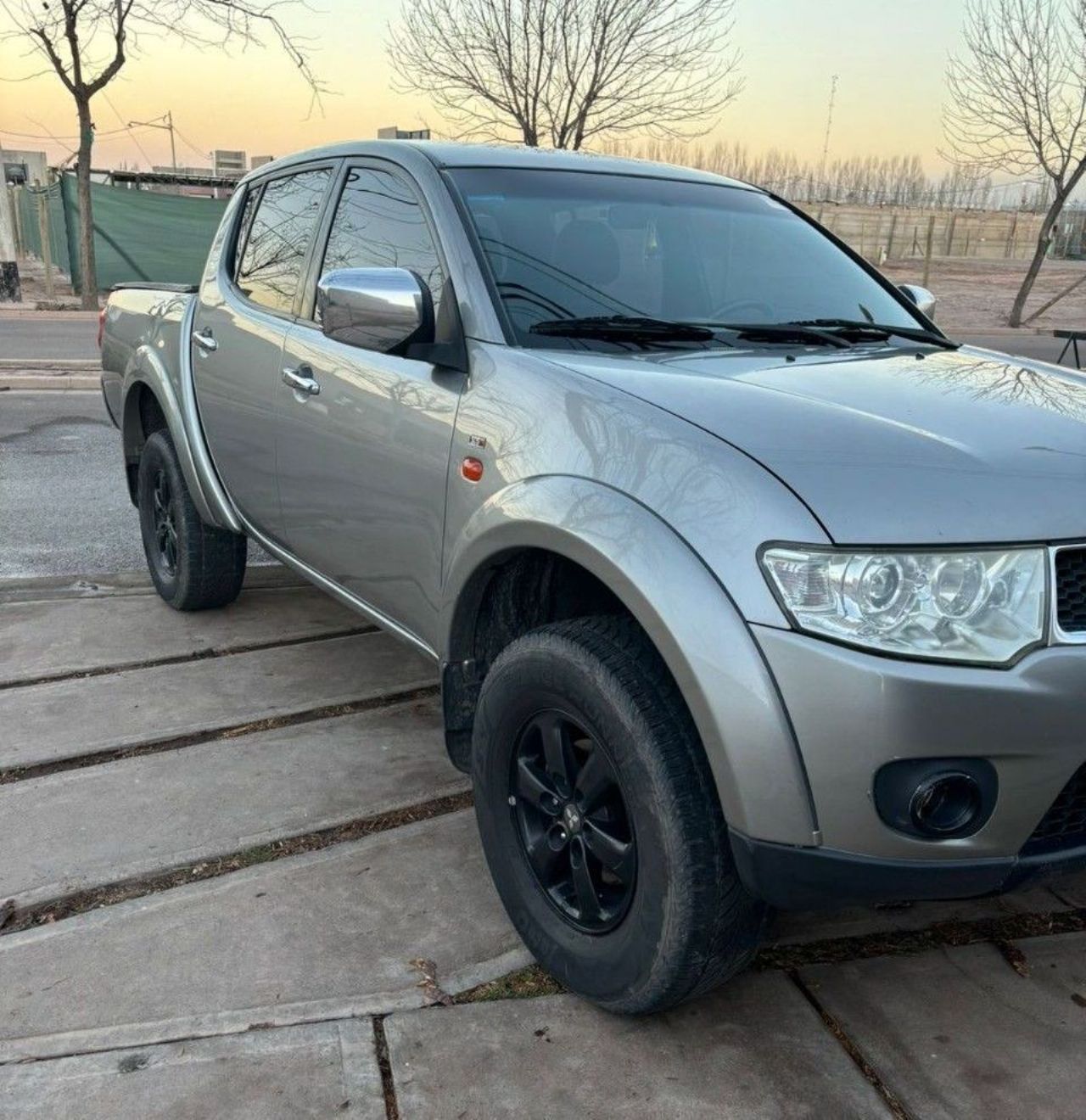 Mitsubishi L200 Usada en Mendoza, deRuedas