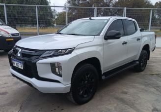 Mitsubishi L200 Usada en San Juan