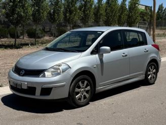 Nissan Tiida Usado en Mendoza