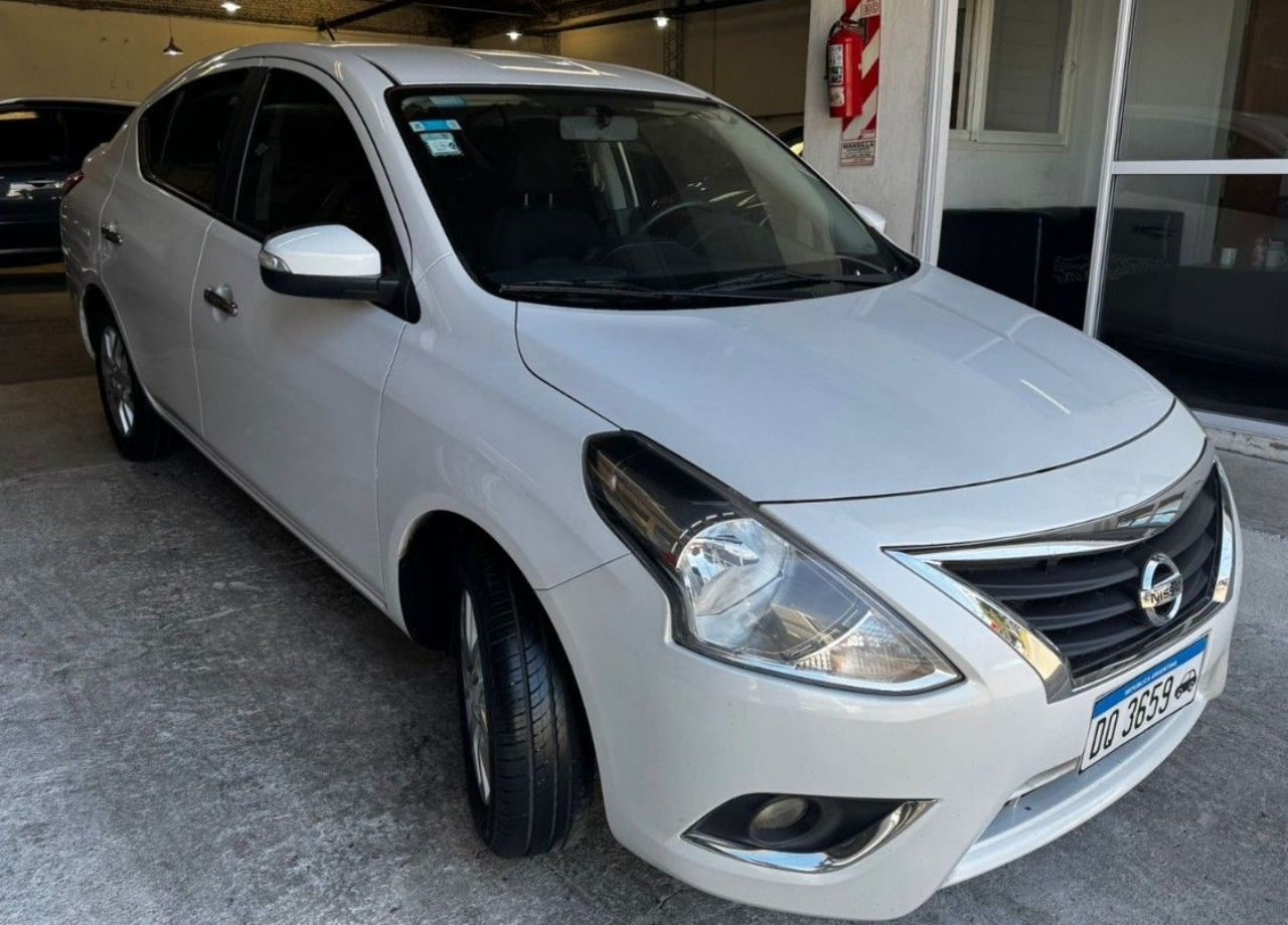 Nissan Versa Usado en Córdoba, deRuedas