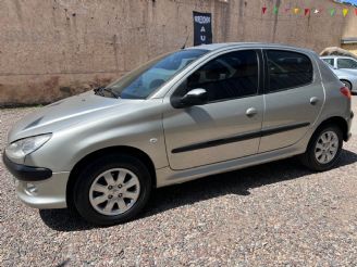 Peugeot 206 Usado en Mendoza