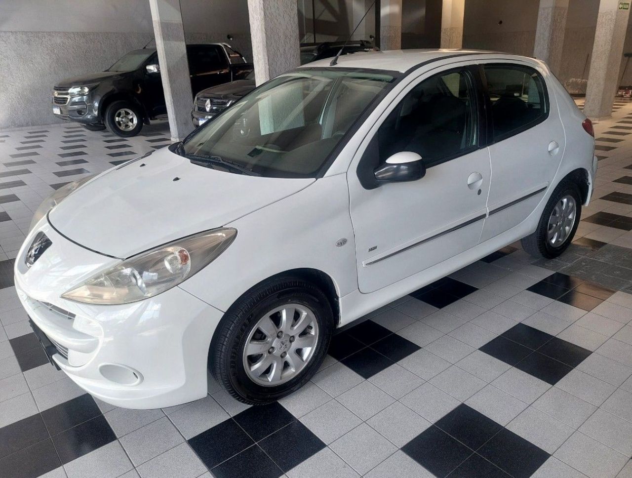 Peugeot 207 Usado en Mendoza, deRuedas