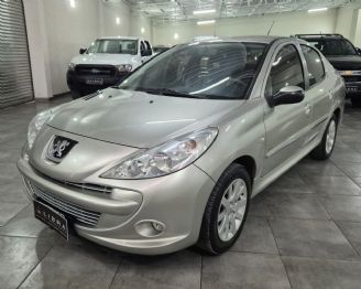 Peugeot 207 Usado en Mendoza Financiado