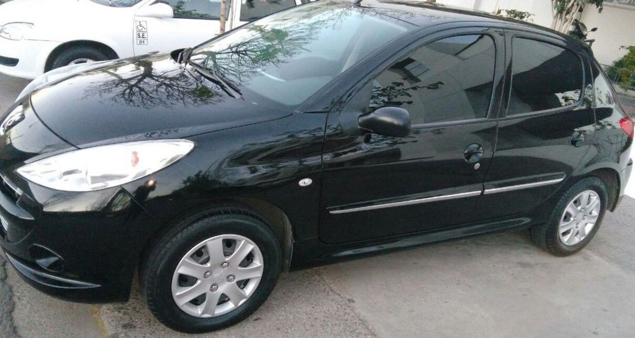 Peugeot 207 Usado en Mendoza, deRuedas