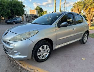 Peugeot 207 Usado en Mendoza Financiado