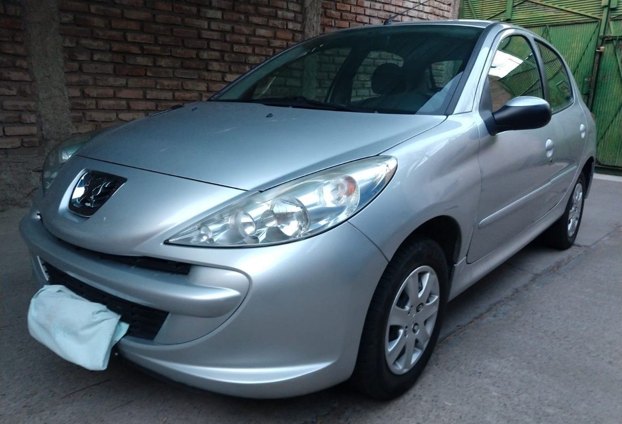 Peugeot 207 Usado en Mendoza, deRuedas