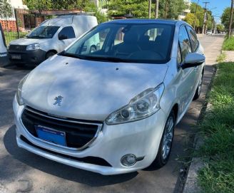 Peugeot 208 Usado en Córdoba Financiado