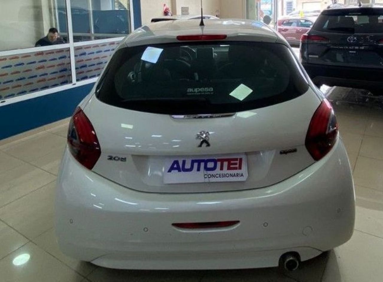 Peugeot 208 Usado Financiado en Córdoba, deRuedas