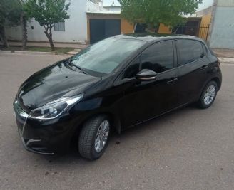 Peugeot 208 Usado en San Juan