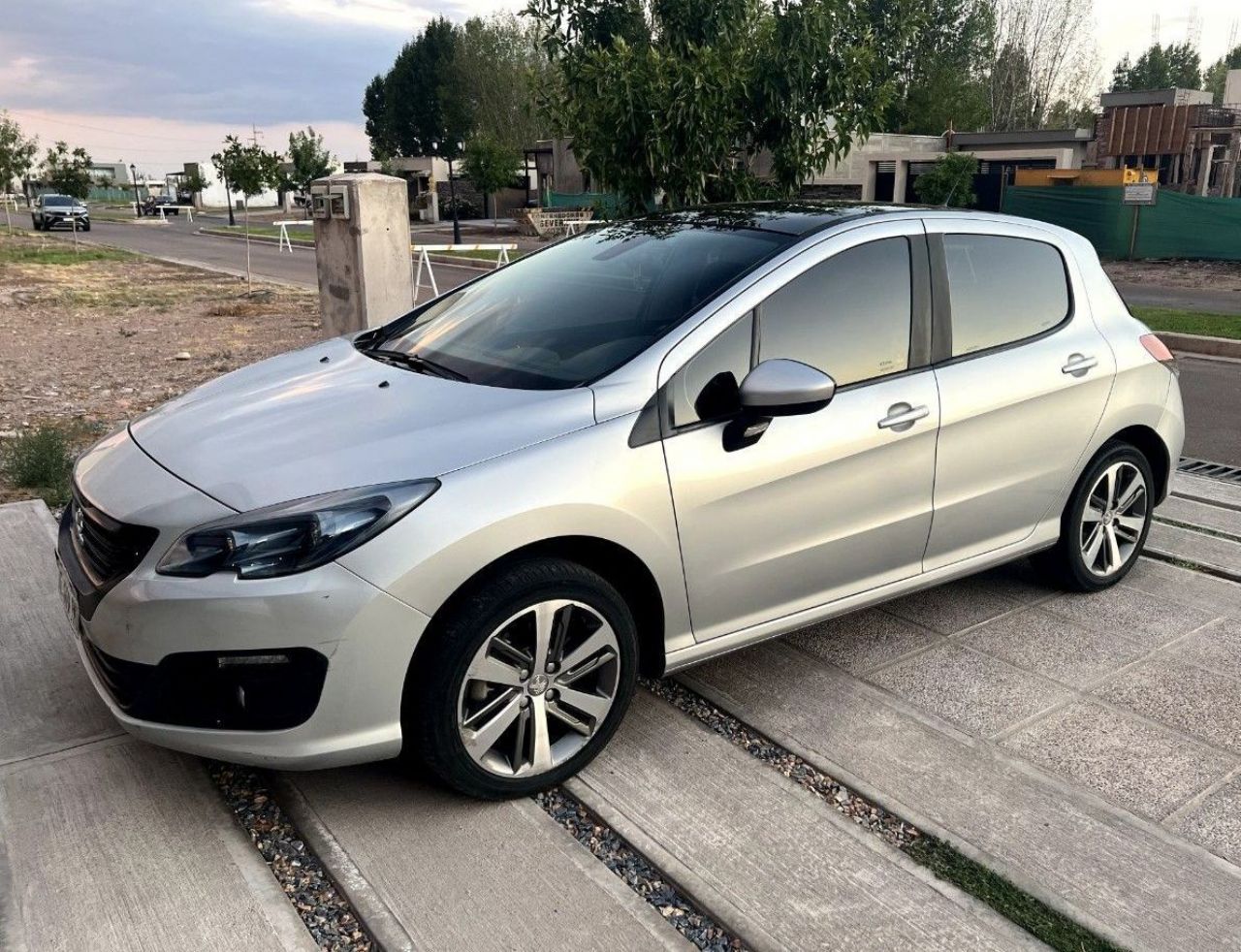 Peugeot 308 Usado en Mendoza, deRuedas