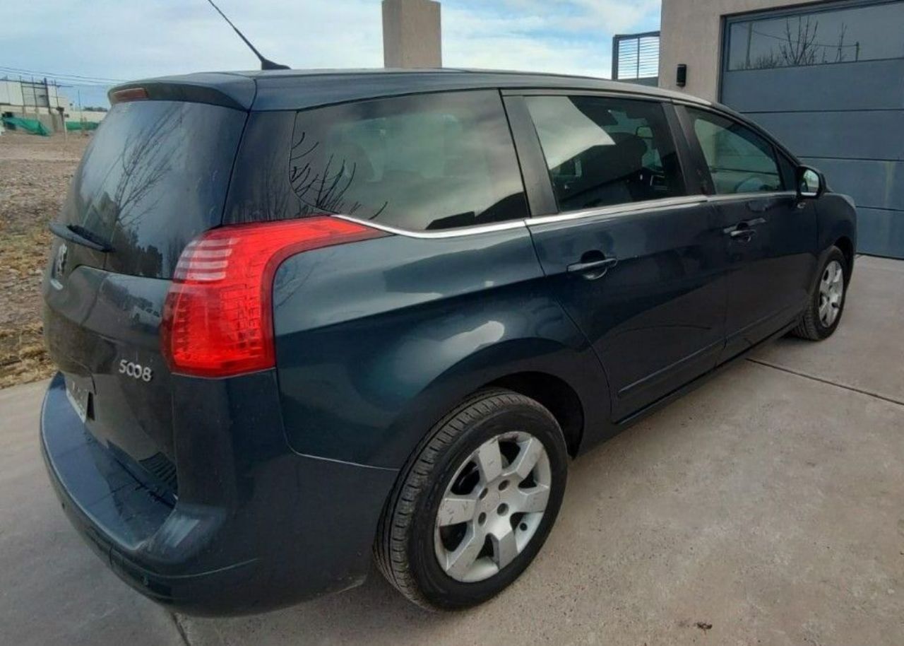 Peugeot 5008 Usado en Mendoza, deRuedas