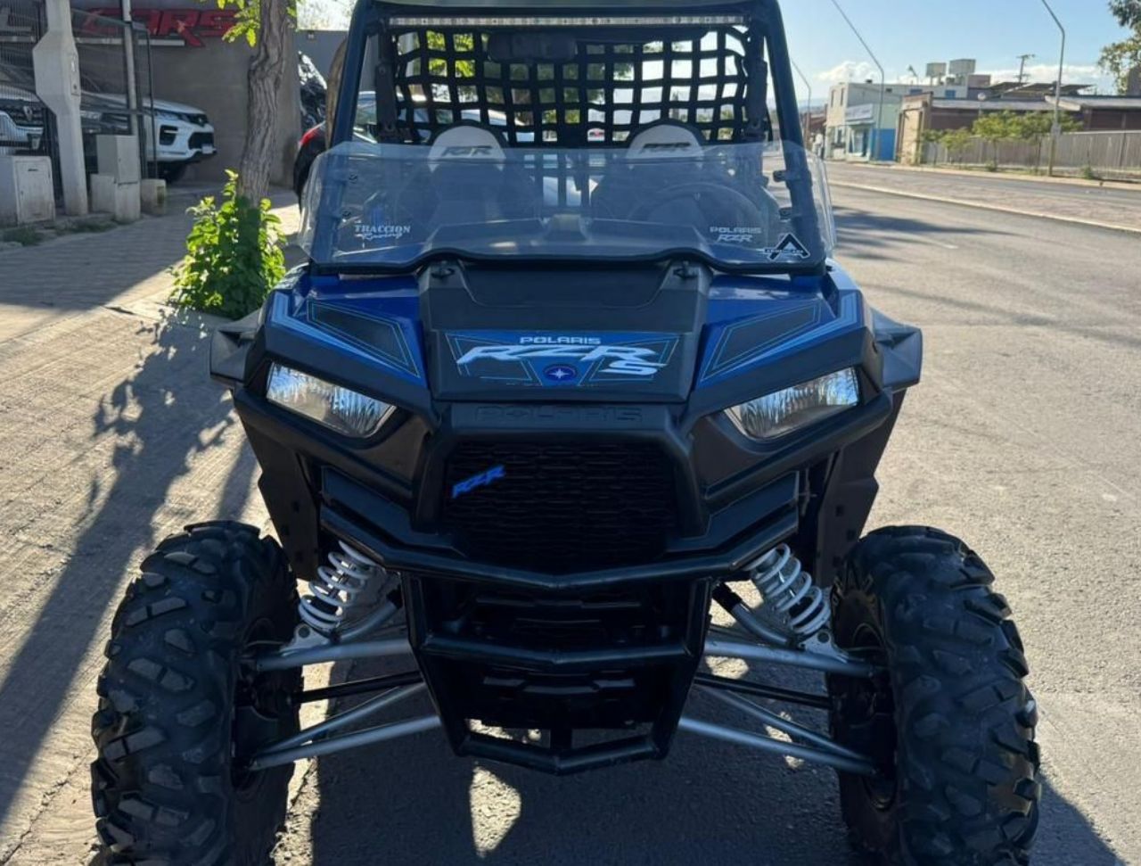 Polaris RZR Usado en San Juan, deRuedas