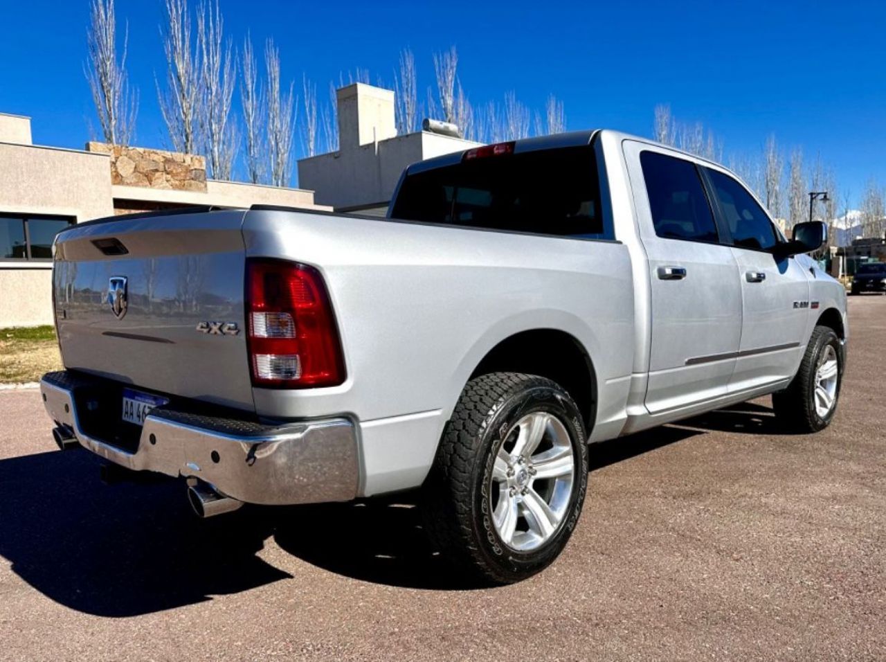 RAM 1500 Usada en Mendoza, deRuedas