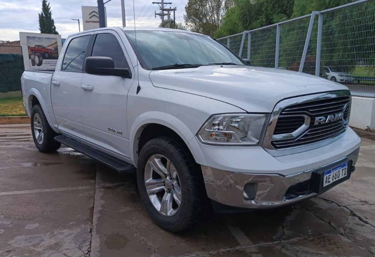 RAM 1500 Usada en San Juan, deRuedas