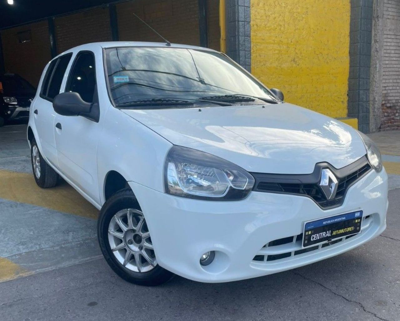 Renault Clio Usado Financiado en San Juan, deRuedas