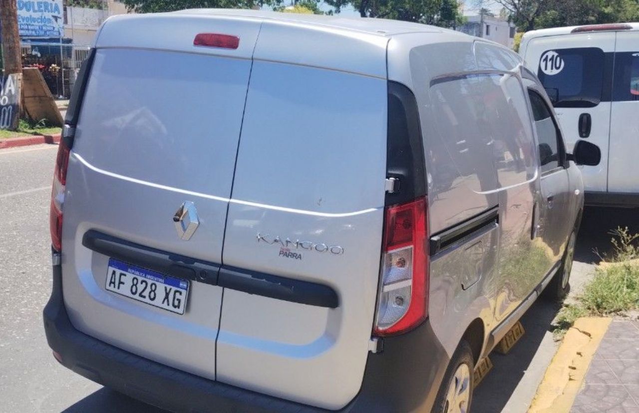 Renault Kangoo Usada Financiado en Córdoba, deRuedas