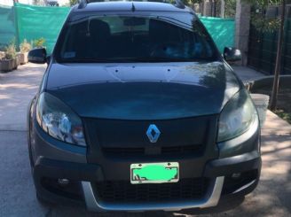 Renault Sandero Usado en Mendoza