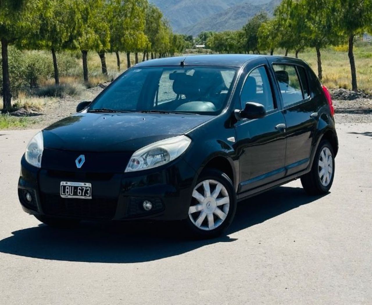 Renault Sandero Usado en Mendoza, deRuedas