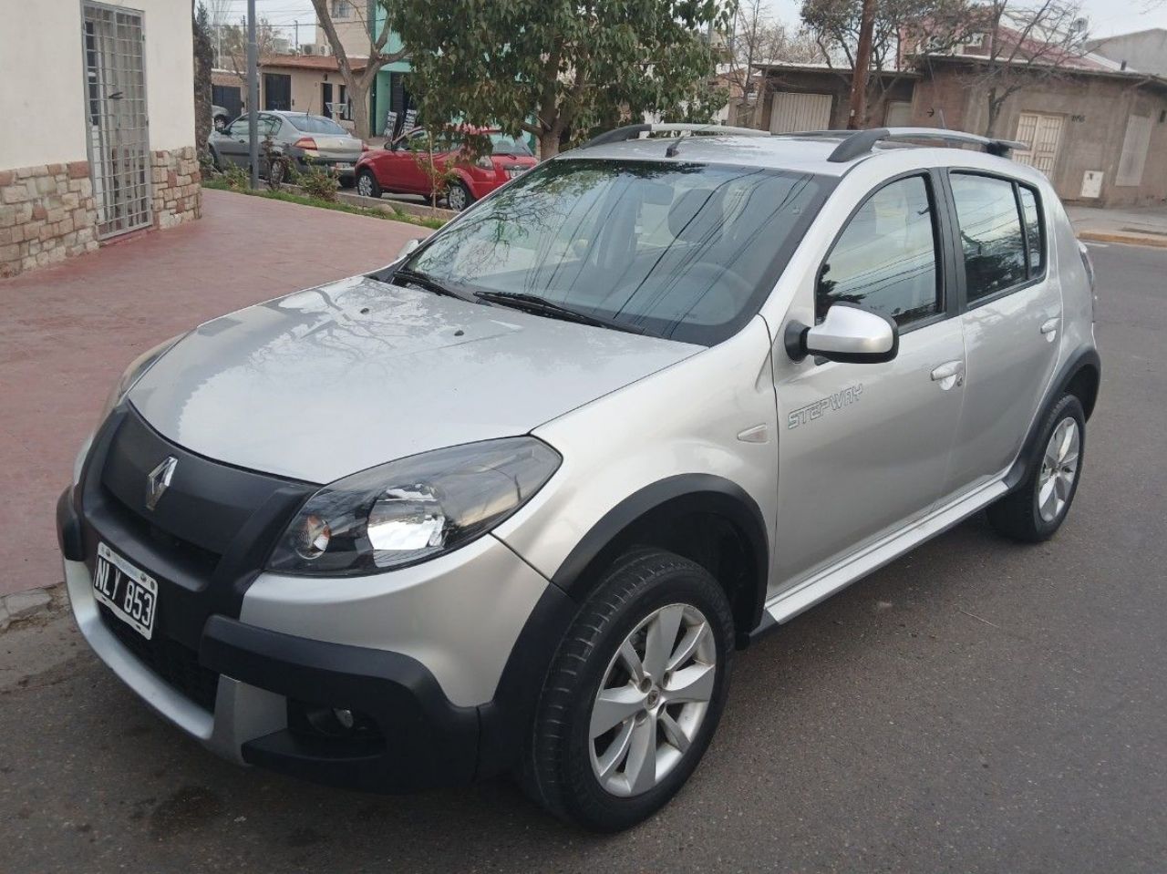 Renault Sandero Usado en Mendoza, deRuedas