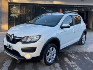 Renault Sandero Usado en Mendoza Financiado