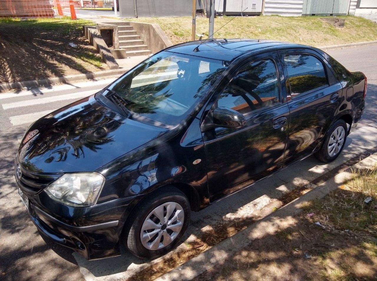 Toyota Etios Usado en Buenos Aires, deRuedas