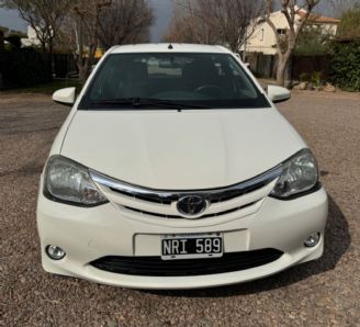 Toyota Etios Usado en Mendoza