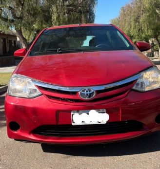 Toyota Etios Usado en Mendoza