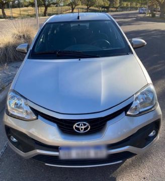 Toyota Etios Usado en Mendoza