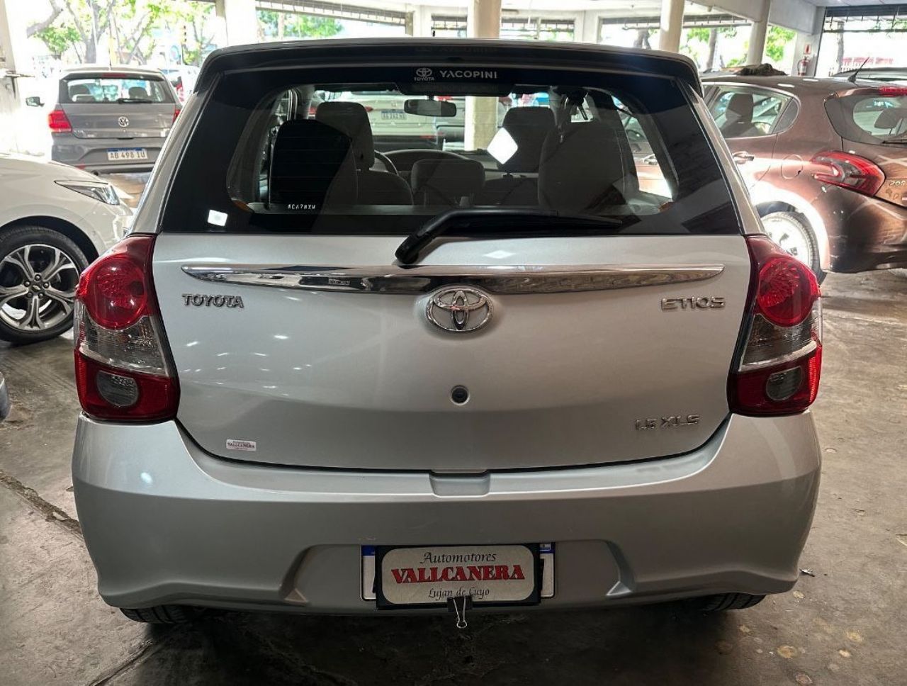 Toyota Etios Usado en Mendoza, deRuedas