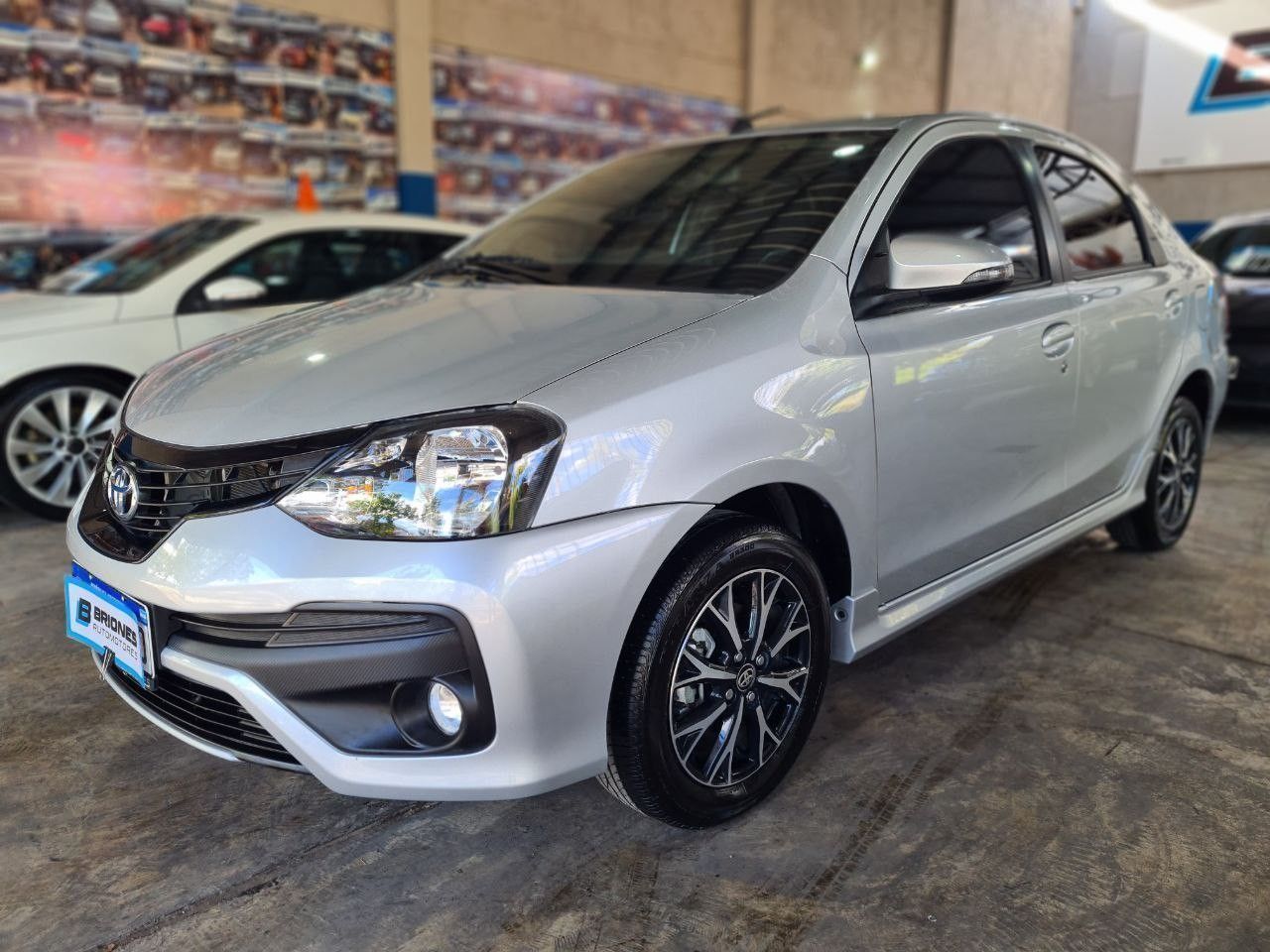 Toyota Etios Usado en Mendoza, deRuedas