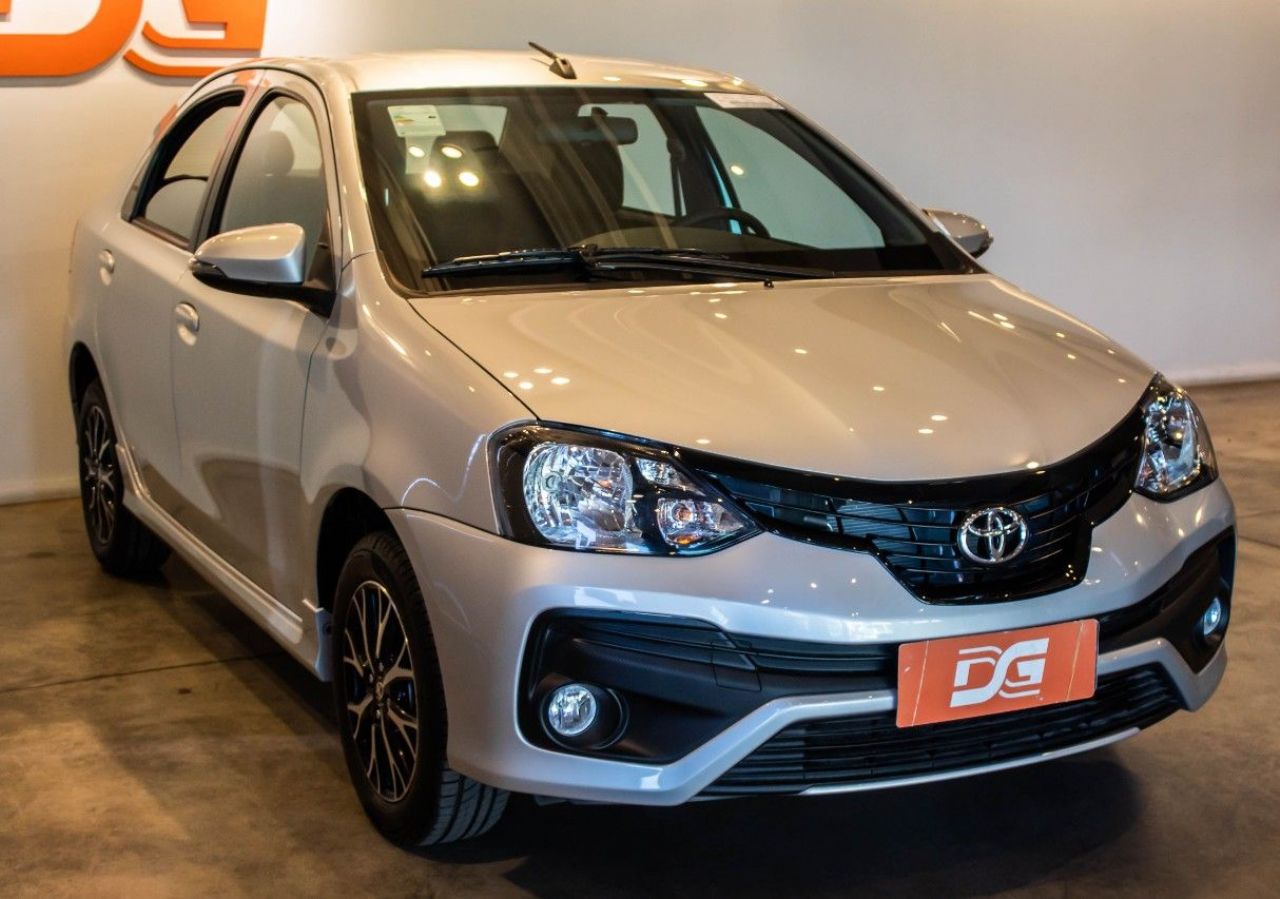 Toyota Etios Nuevo Financiado en Córdoba, deRuedas