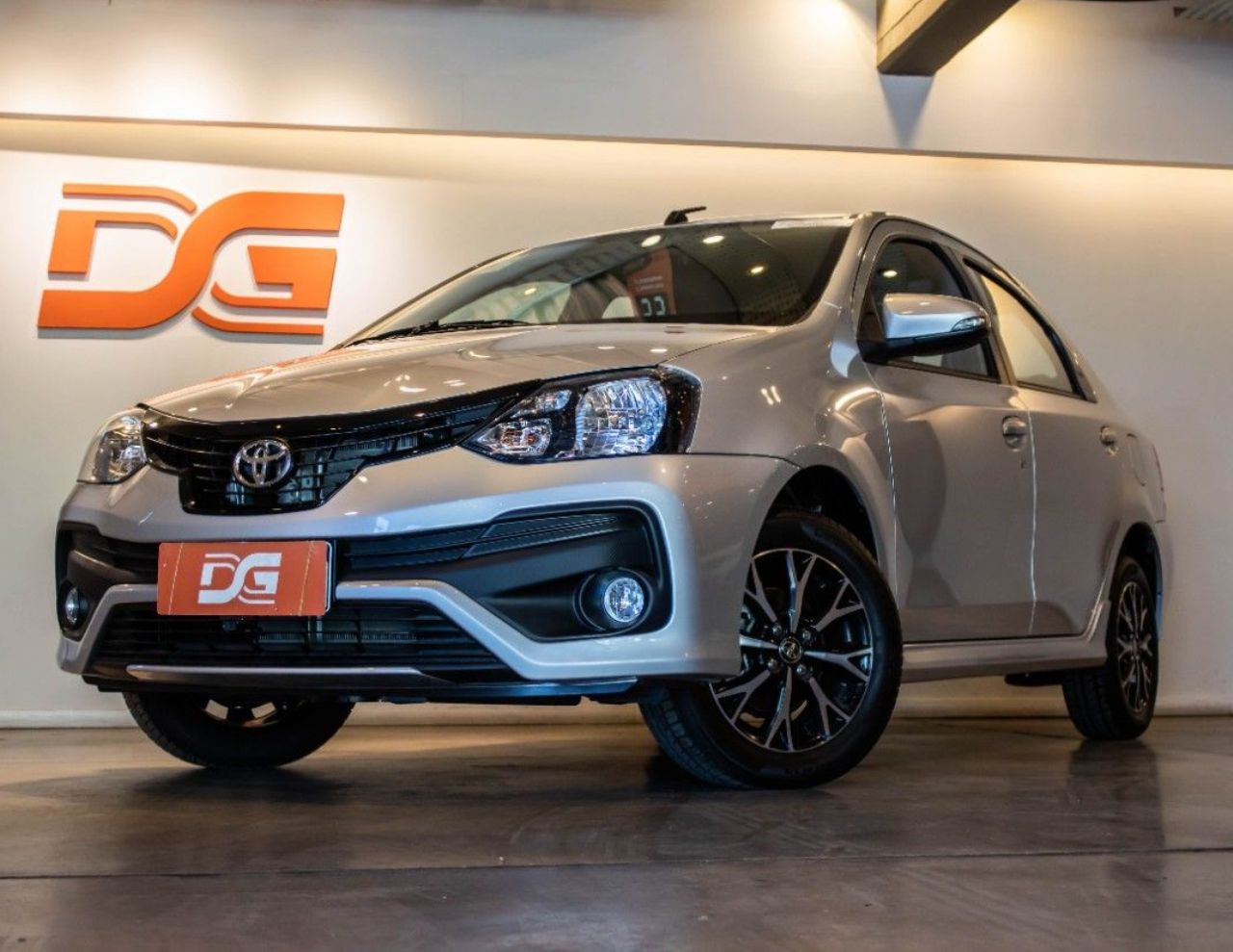 Toyota Etios Nuevo Financiado en Córdoba, deRuedas