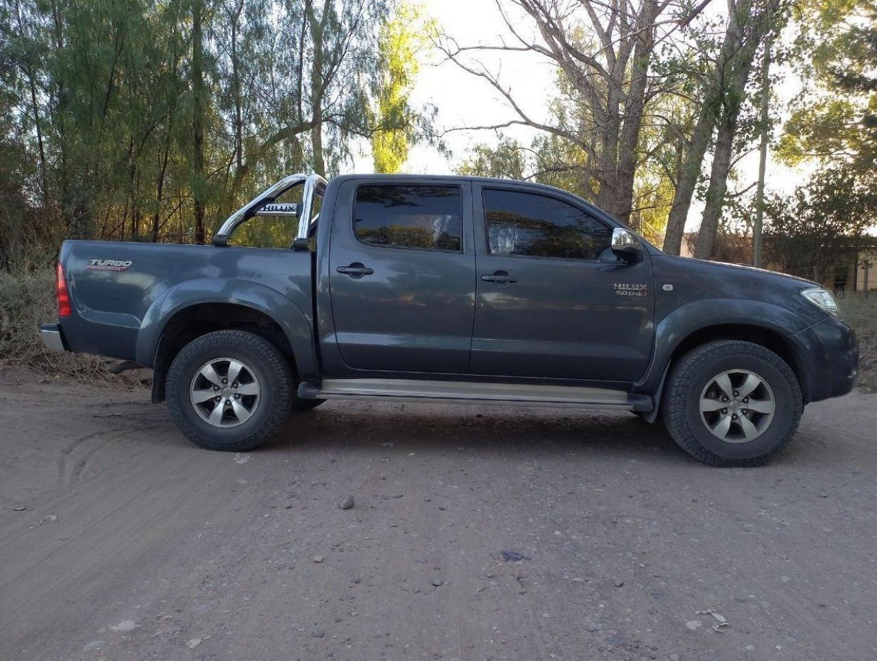 Toyota Hilux Usada en Mendoza, deRuedas