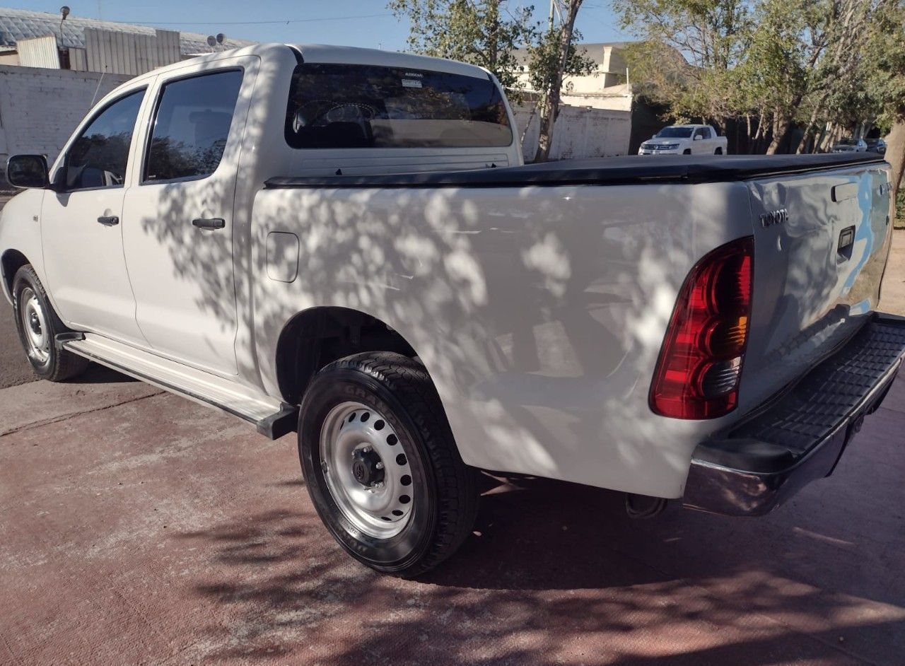 Toyota Hilux Usada Financiado en Mendoza, deRuedas