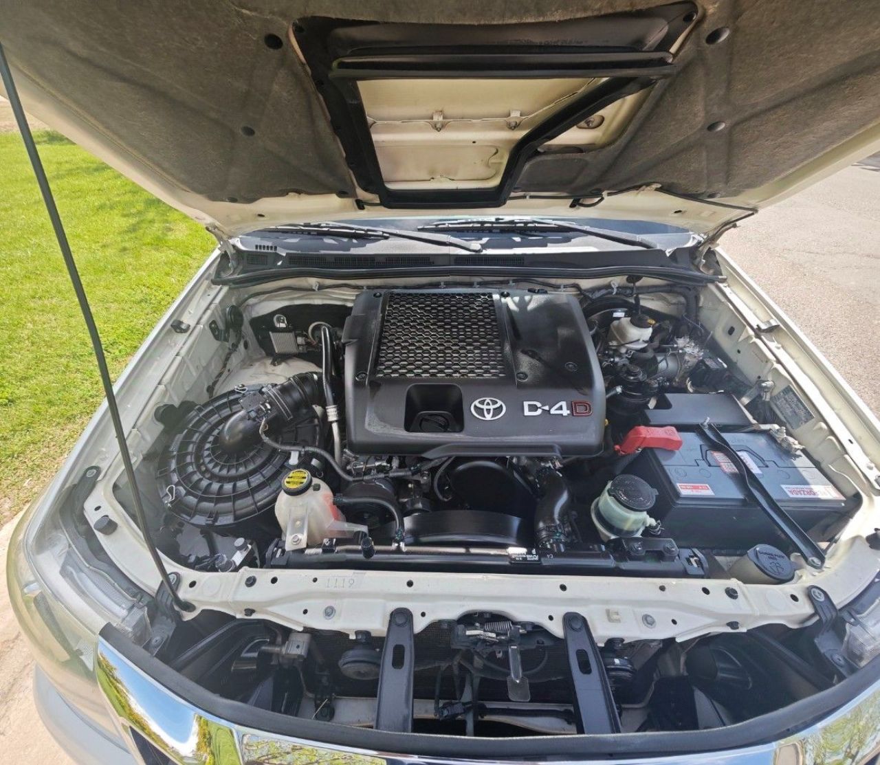 Toyota Hilux Usada Financiado en Mendoza, deRuedas